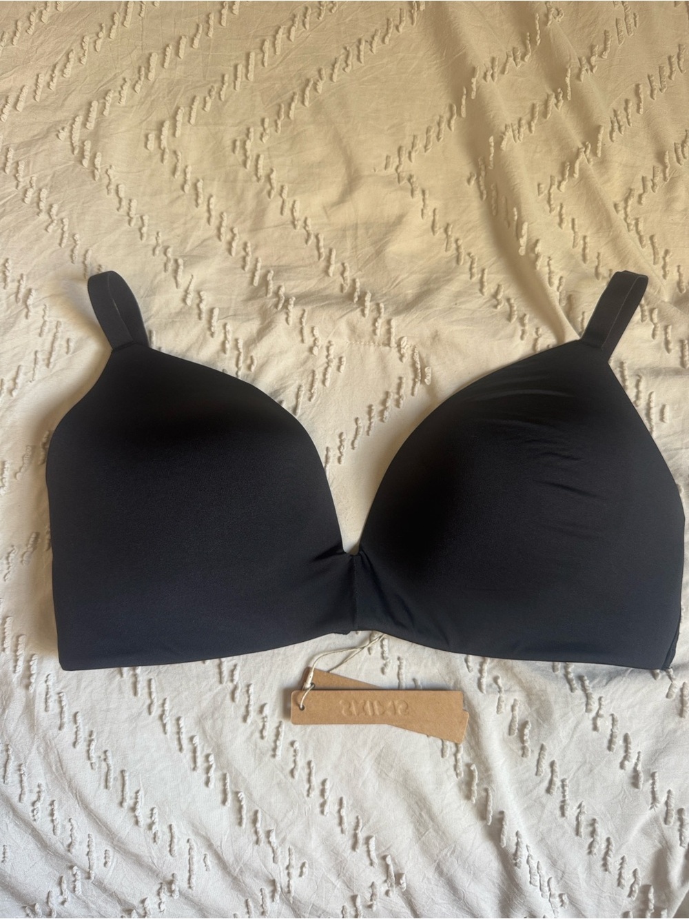 SKIMS Wireless Form T-Shirt Demi Bra Onyx LIG-1080W 36D
